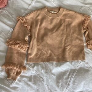 DONATED✖️ 
Tan Fringed Sweater